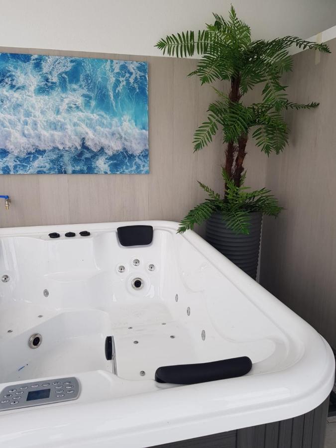 Magilu Case Con Jacuzzi Кастелламмаре-дель-Голфо Экстерьер фото