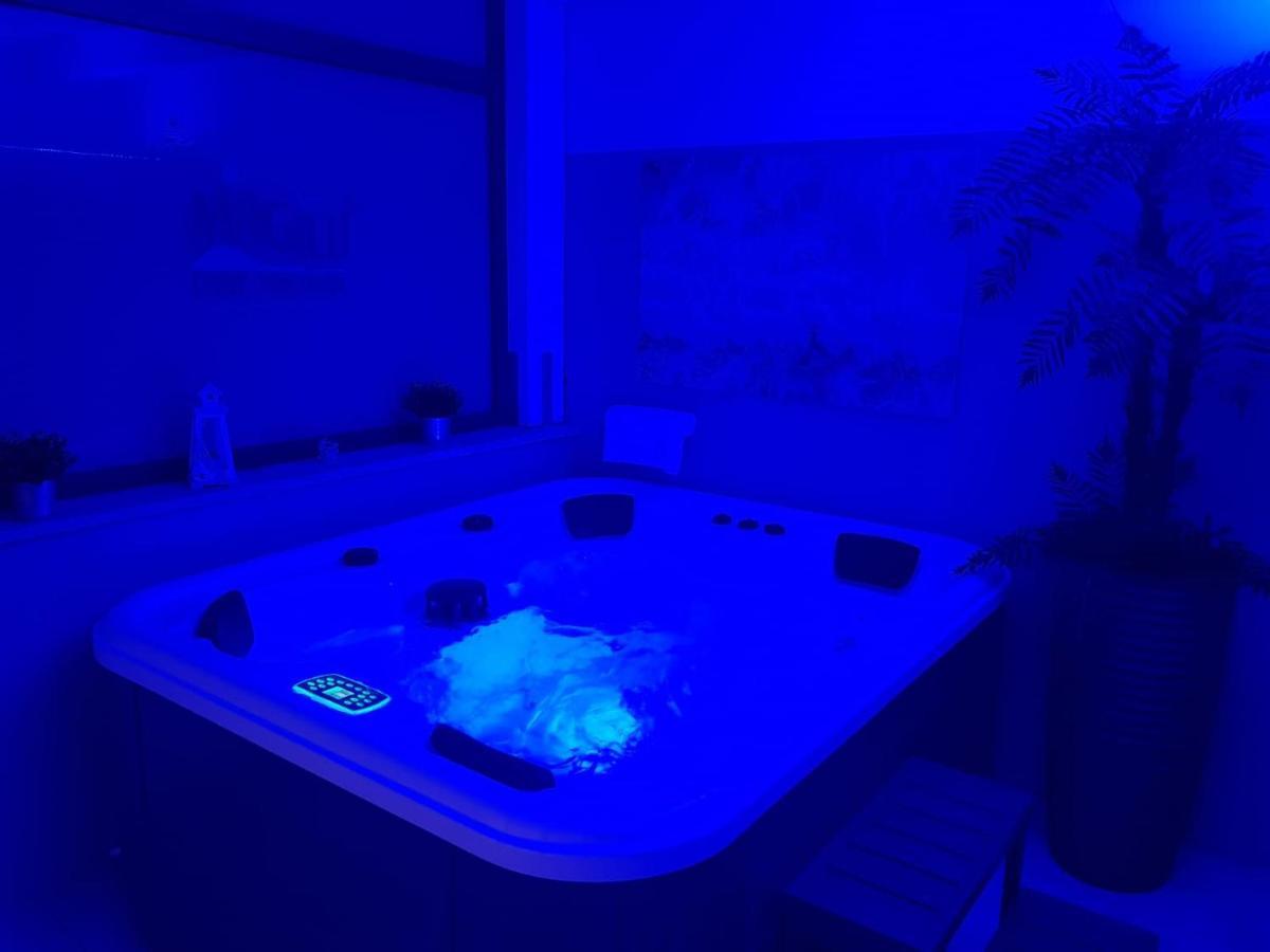 Magilu Case Con Jacuzzi Кастелламмаре-дель-Голфо Экстерьер фото